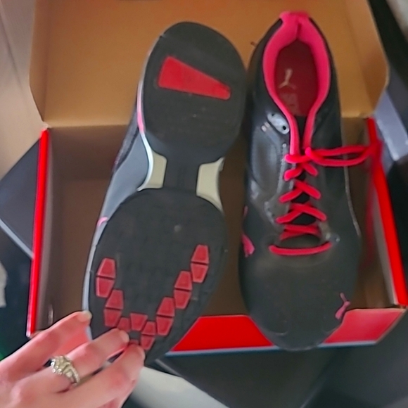 Puma sneakers - Picture 3 of 4